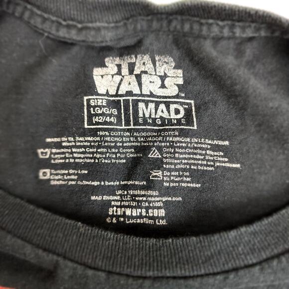 Star Wars Baby Yoda "WANTED" Black Short Sleeve Tee Shirt Men's Size L - Picture 4 of 4